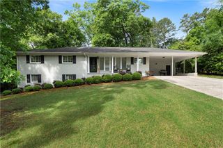 212 Sherwood Drive, Calhoun, GA 30701