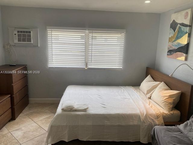 2526 Mckinley St 1, Hollywood, FL 33020