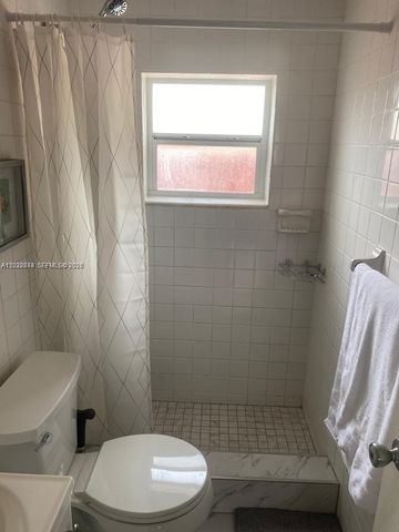 2526 Mckinley St 1, Hollywood, FL 33020