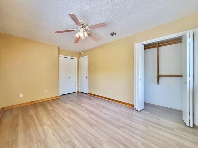 2400 Berkett DR A, Austin, TX 78745
