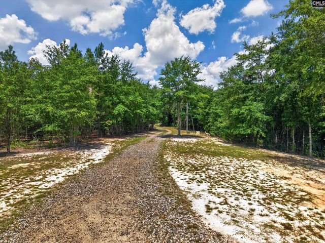 2215 Porter Road, Cassatt, SC 29032