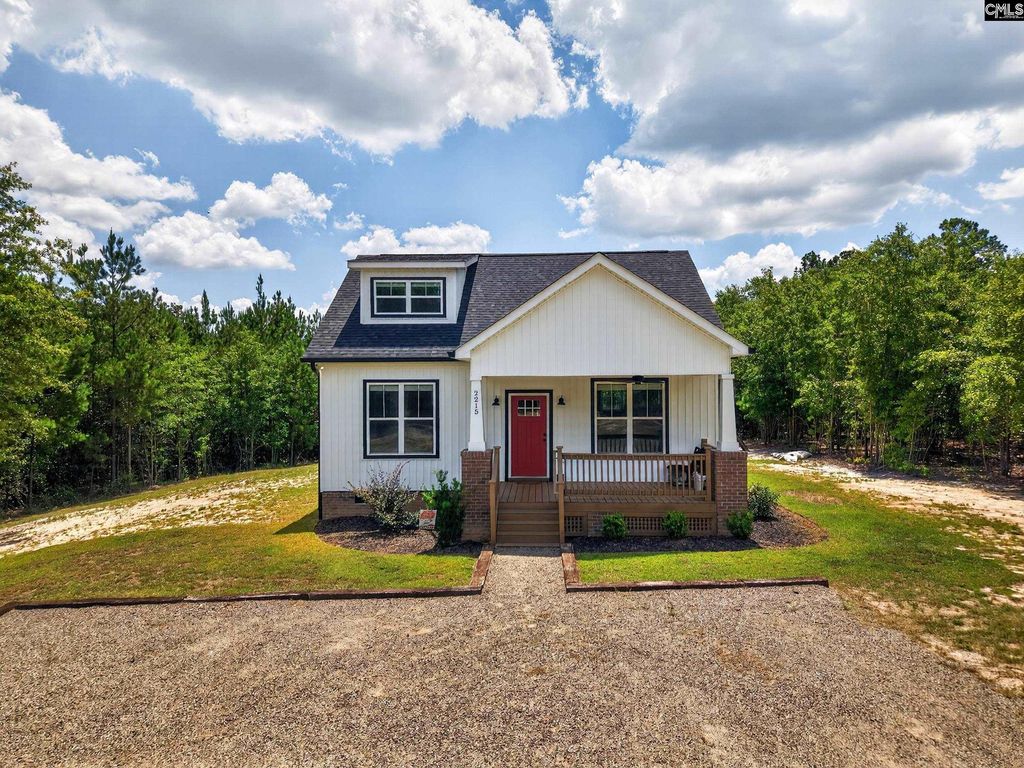 2215 Porter Road, Cassatt, SC 29032