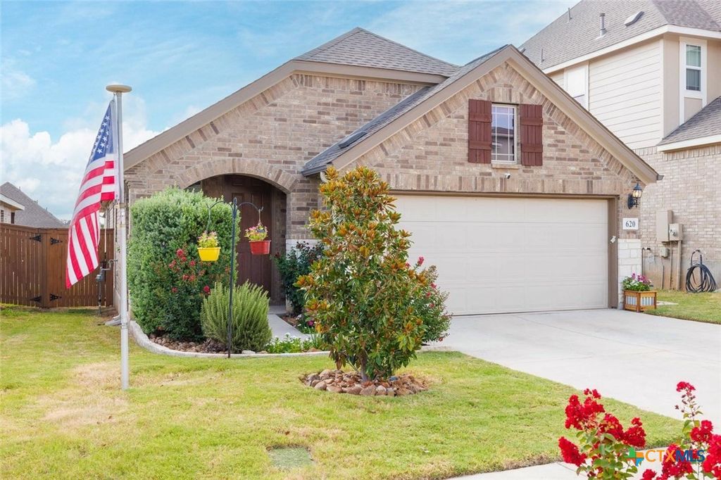 620 Navarro Street, New Braunfels, TX 78132