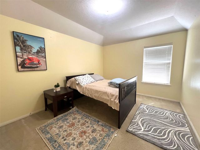 8210 Solara Bend, Houston, TX 77083