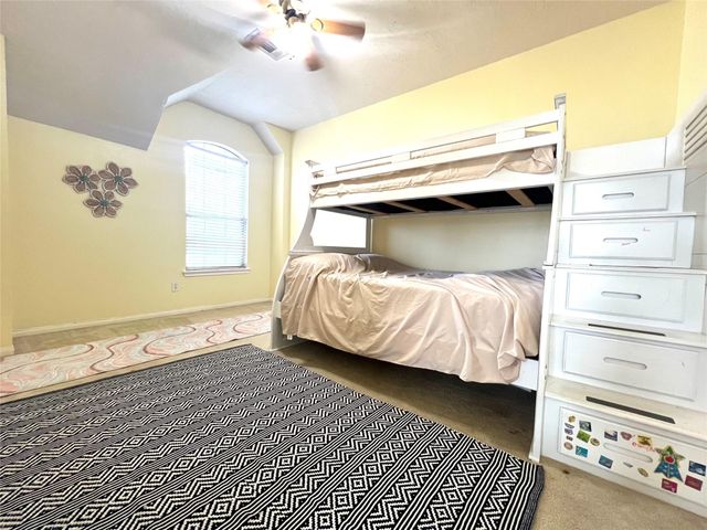 8210 Solara Bend, Houston, TX 77083