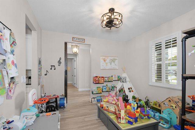 508 SW Bradshaw Circle, Port St. Lucie, FL 34953