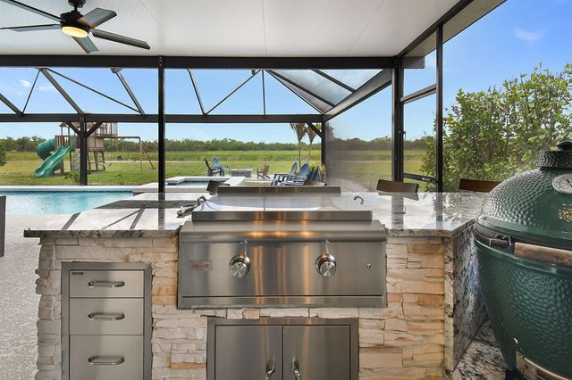 508 SW Bradshaw Circle, Port St. Lucie, FL 34953