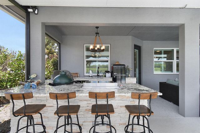 508 SW Bradshaw Circle, Port St. Lucie, FL 34953