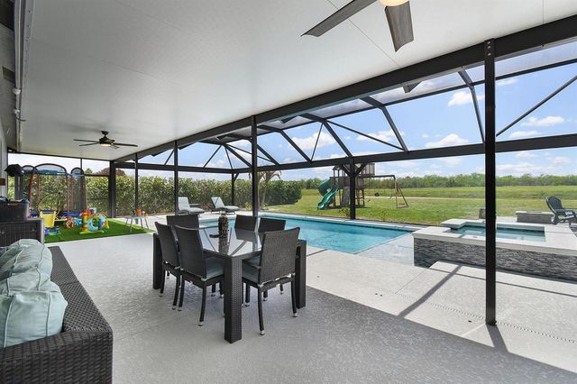 508 SW Bradshaw Circle, Port St. Lucie, FL 34953