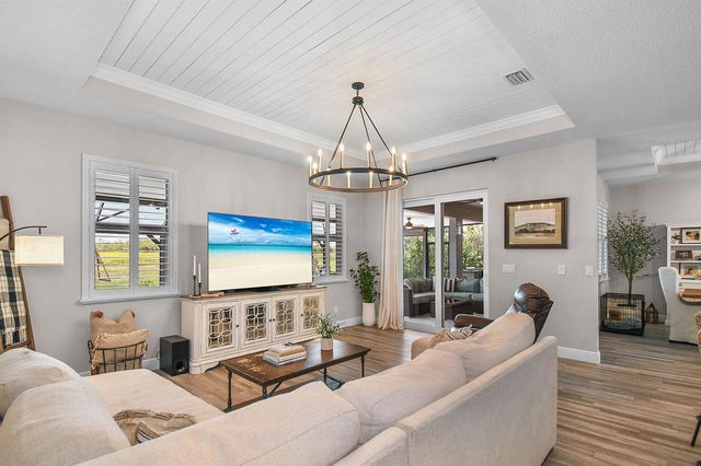 508 SW Bradshaw Circle, Port St. Lucie, FL 34953