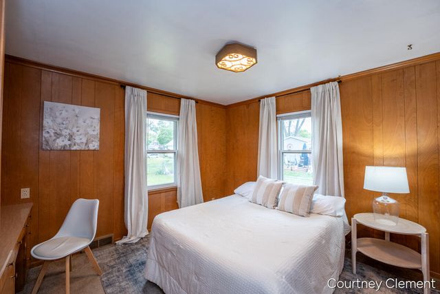 2565 Cherrywood Court SW, Wyoming, MI 49519