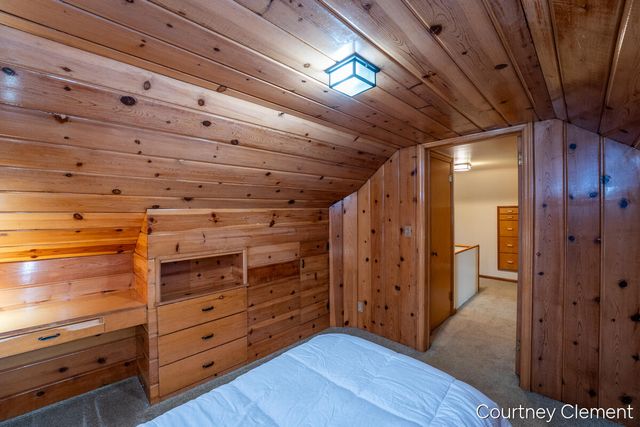 2565 Cherrywood Court SW, Wyoming, MI 49519