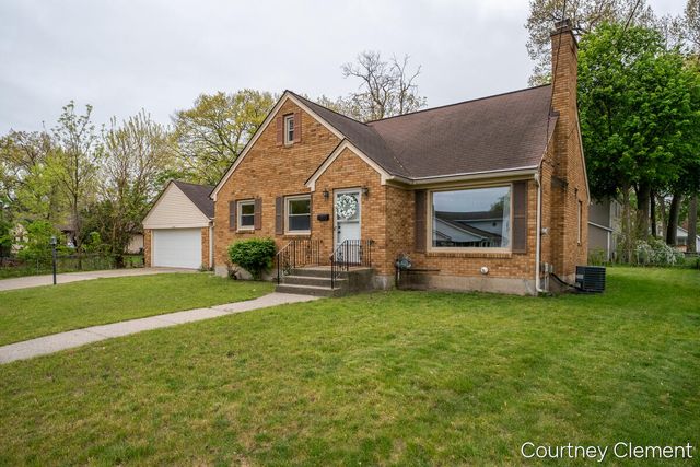 2565 Cherrywood Court SW, Wyoming, MI 49519