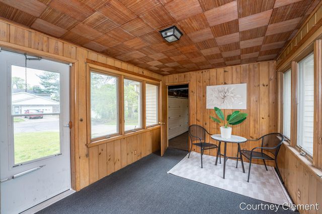 2565 Cherrywood Court SW, Wyoming, MI 49519