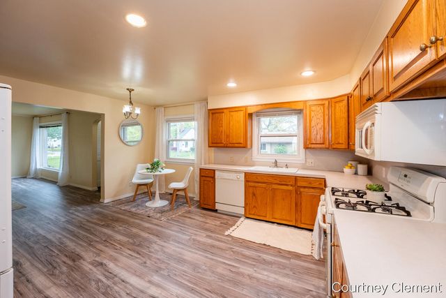 2565 Cherrywood Court SW, Wyoming, MI 49519