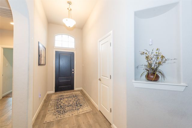 517 Redding Drive, Saginaw, TX 76131