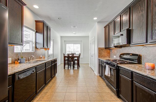 19907 Drake Shadows Lane, Katy, TX 77449