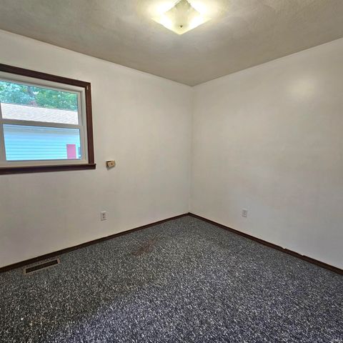 7700 W Eller Road, Bloomington, IN 47403