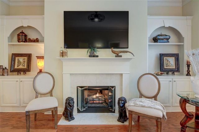 910 BROOK KNOLL Lane, Cumming, GA 30041