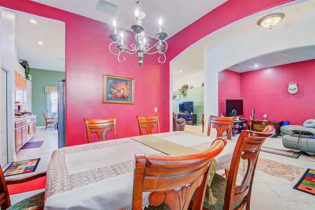 306 CARRIAGE OAK PLACE, Seffner, FL 33584