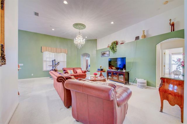 306 CARRIAGE OAK PLACE, Seffner, FL 33584