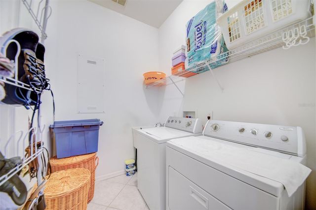 306 CARRIAGE OAK PLACE, Seffner, FL 33584