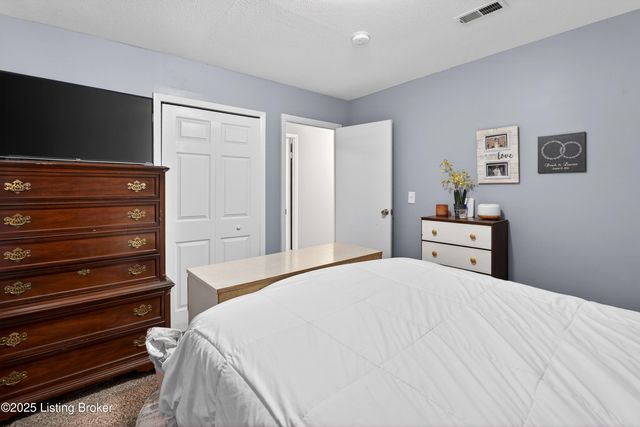 5608 Halstead Ave, Louisville, KY 40213