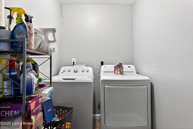 5608 Halstead Ave, Louisville, KY 40213