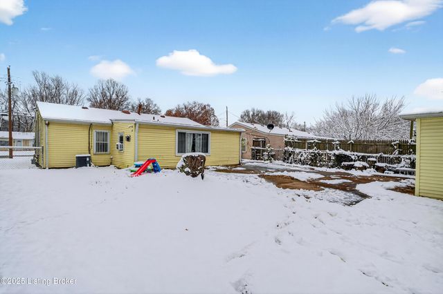 5608 Halstead Ave, Louisville, KY 40213