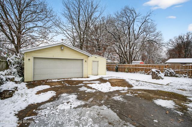 5608 Halstead Ave, Louisville, KY 40213