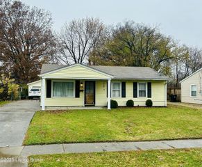 5608 Halstead Ave, Louisville, KY 40213