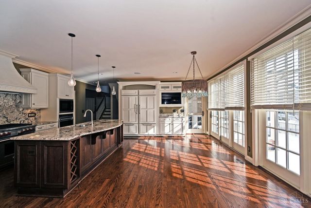 931 Turning Point Lane, Maineville, OH 45039