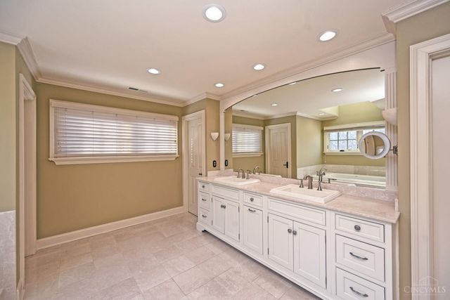 931 Turning Point Lane, Maineville, OH 45039