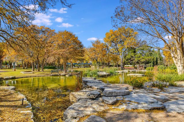 408 Salt Creek LN, Georgetown, TX 78633