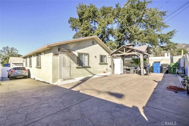 10531 Greenburn Avenue, Sunland, CA 91040