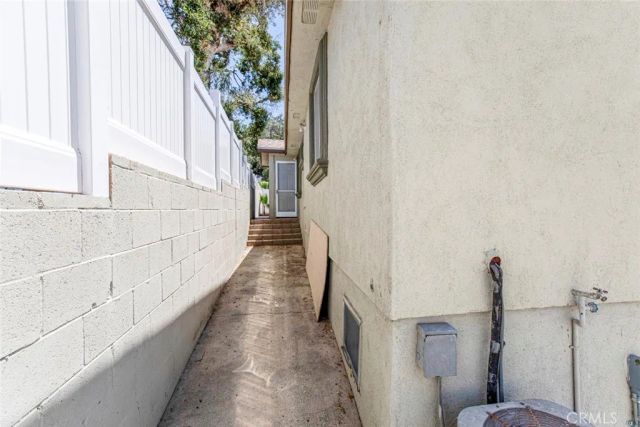 10531 Greenburn Avenue, Sunland, CA 91040