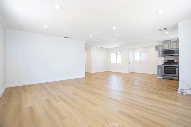 10531 Greenburn Avenue, Sunland, CA 91040