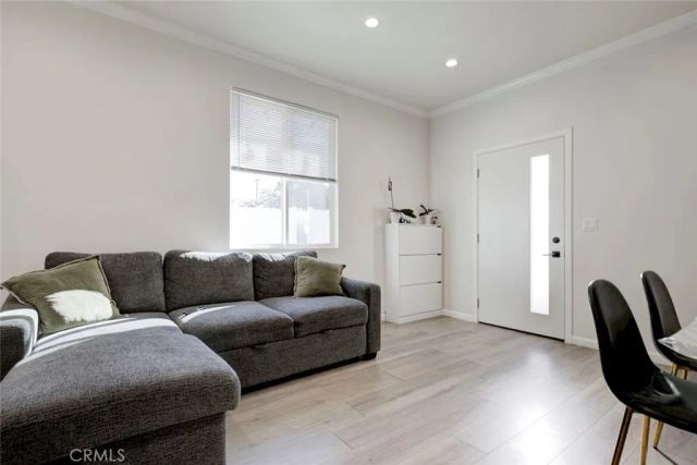 10531 Greenburn Avenue, Sunland, CA 91040
