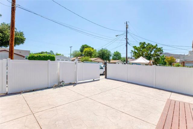 10531 Greenburn Avenue, Sunland, CA 91040