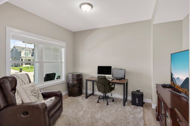 5674 Upper 179th Street W, Lakeville, MN 55044