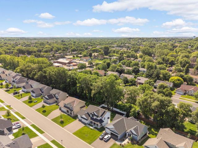 5674 Upper 179th Street W, Lakeville, MN 55044