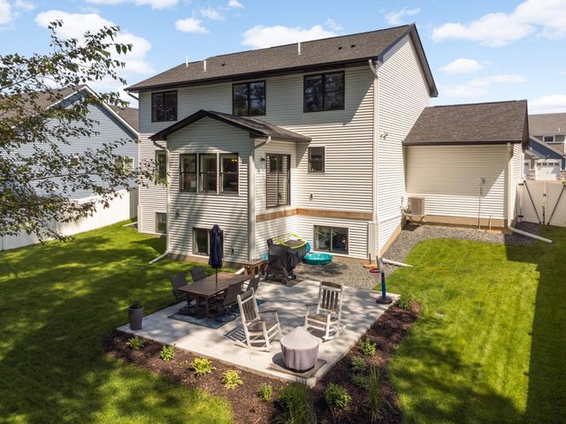 5674 Upper 179th Street W, Lakeville, MN 55044