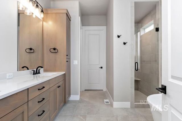 898 W Buroak Dr, Meridian, ID 83642