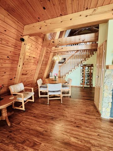 17140 S 1457 Road, Stockton, MO 65785