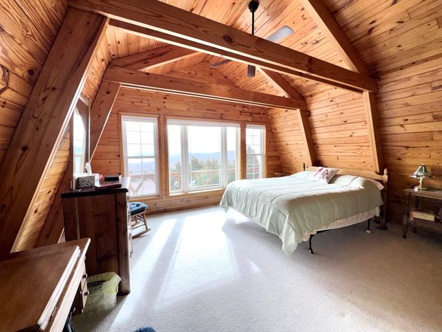 17140 S 1457 Road, Stockton, MO 65785