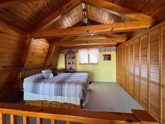 17140 S 1457 Road, Stockton, MO 65785