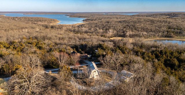 17140 S 1457 Road, Stockton, MO 65785