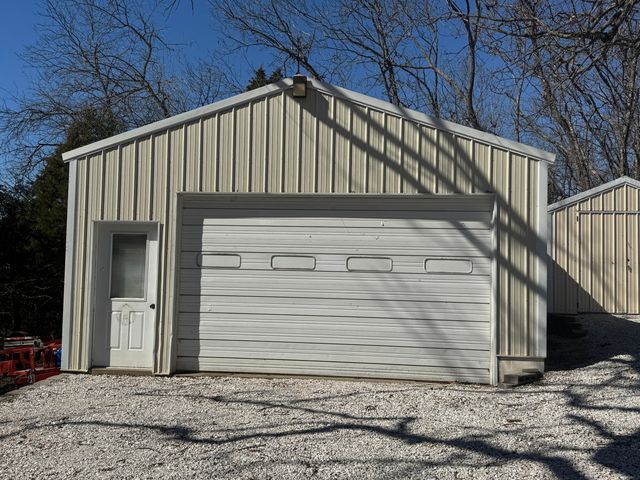 17140 S 1457 Road, Stockton, MO 65785