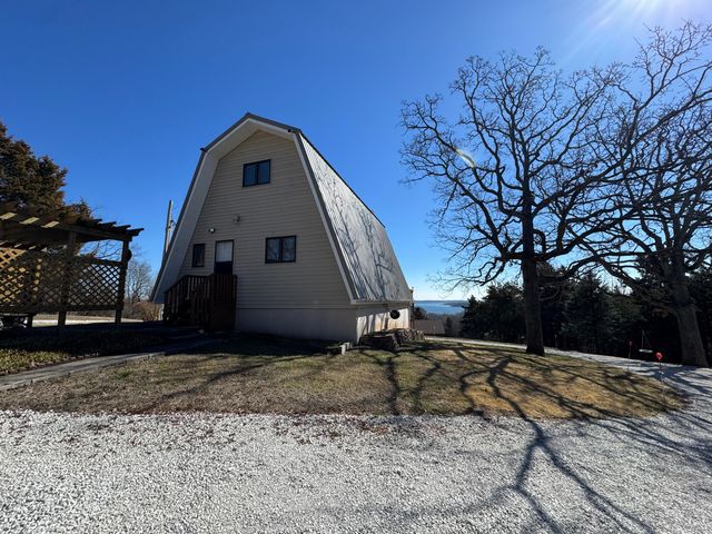 17140 S 1457 Road, Stockton, MO 65785