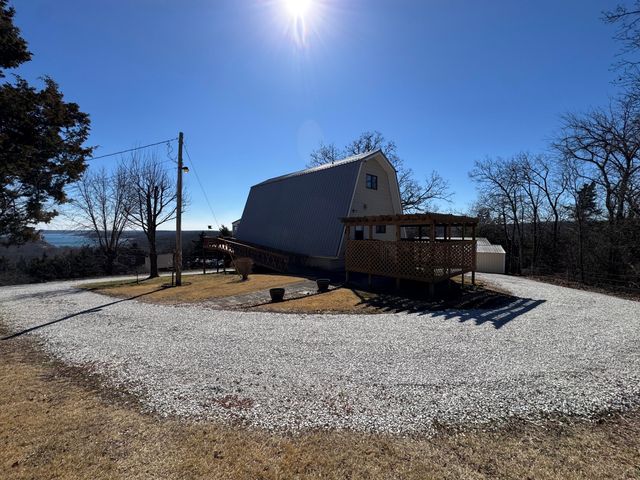 17140 S 1457 Road, Stockton, MO 65785